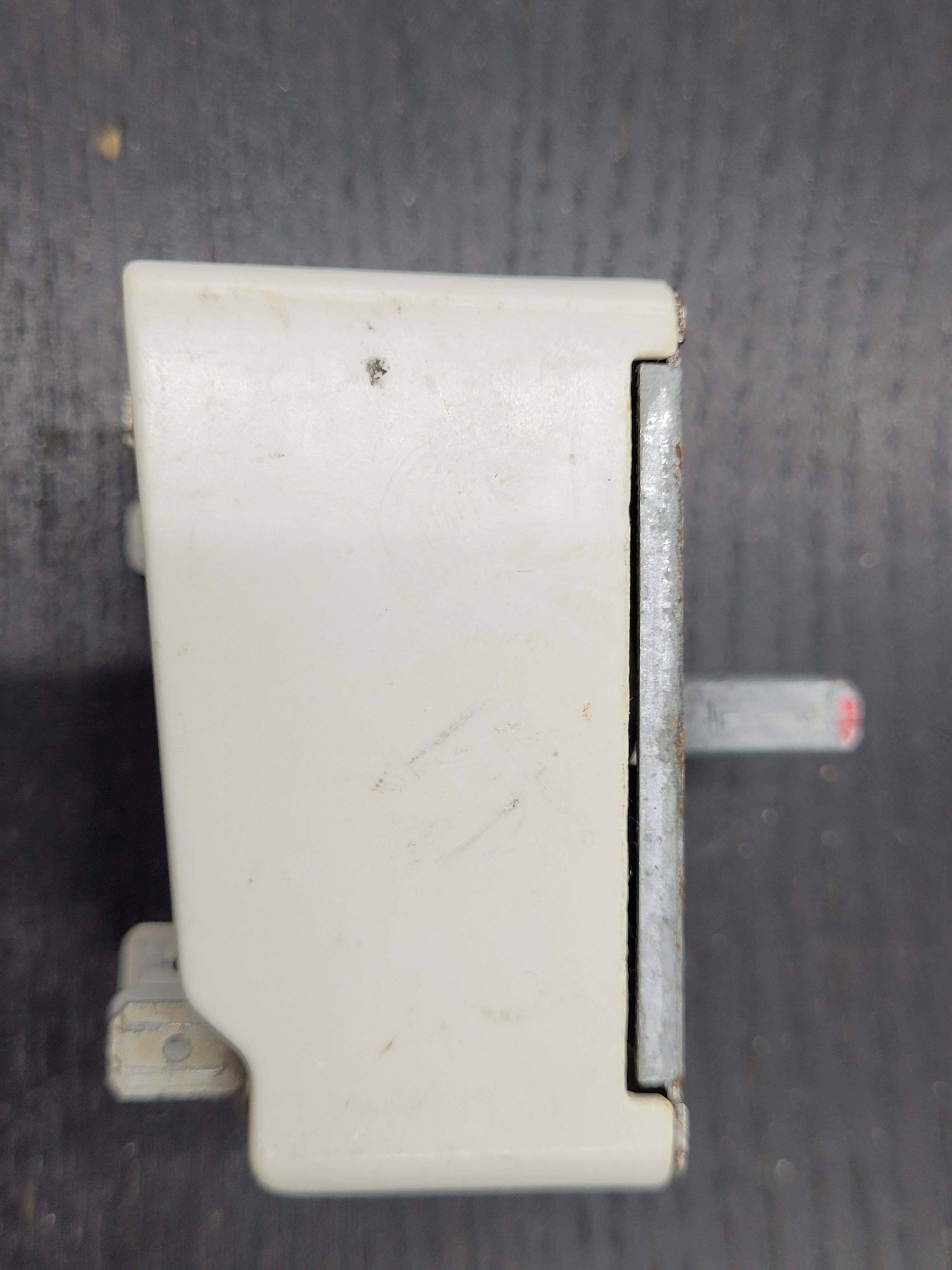 Whirlpool Stove Surface Element Control Switch 7403P372-60 Whirlpool Stove Surface Element Control Switch 7403P372-60
